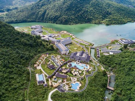 Time To Enjoy Hot Springs In China Expats Holidays