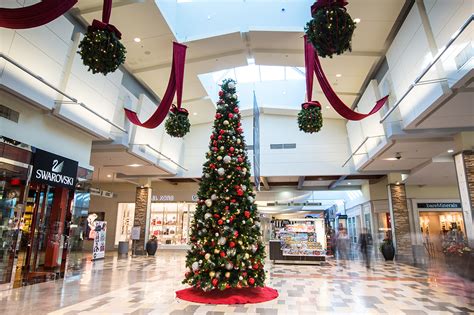 Custom Mall Christmas Decorations