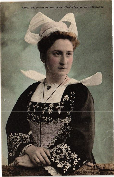 Cpa Jeune Fille De Pont Aven Etude Des Coiffes De Bretagne 206771