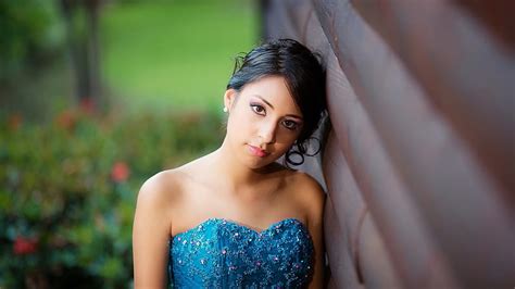 beautiful girl model is wearing blue dress in blur green background girls hd wallpaper peakpx