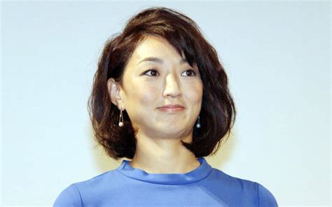 Dec 03, 2020 · 東京五輪の聖火リレーは24日午後も静岡県で続き、1992年バルセロナ五輪競泳の金メダリスト岩崎恭子さん（42）が、故郷の沼津市を走った。 岩崎さんは走行後のイベントで「29年前は金メダル獲得後に市内をパレードした」と思い出を披露。聖火ランナーとして凱旋できたことを「大変うれしく. 岩崎恭子の離婚原因は不倫で相手は元楽天の役員!？謝罪は ...