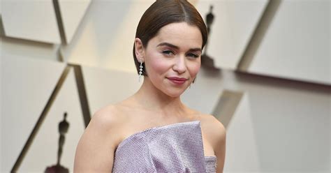 ‘game Of Thrones Star Emilia Clarke Says She Survived 2 Brain Aneurysms