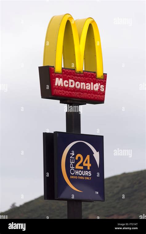 Mcdonalds Drive Through Sign Logo Stock Photos And Mcdonalds Drive