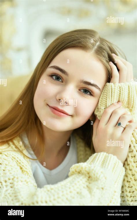 Close Up Portrait Of Beautiful Teen Girl Stock Photo Alamy