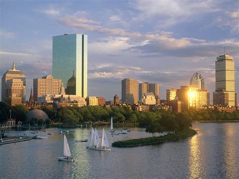 9 Must Visit Attractions in Boston