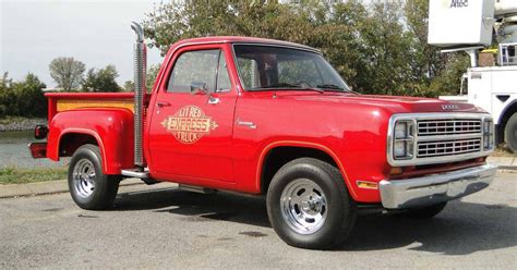 10 Facts Nobody Knows About The Dodge Lil Red Express