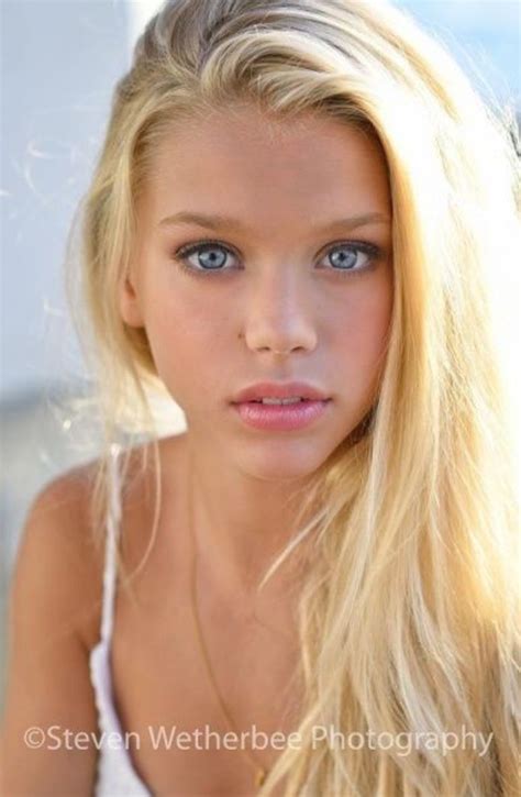 Pin About Beautiful Beautiful Eyes And Blonde Hair On Girl Next Door