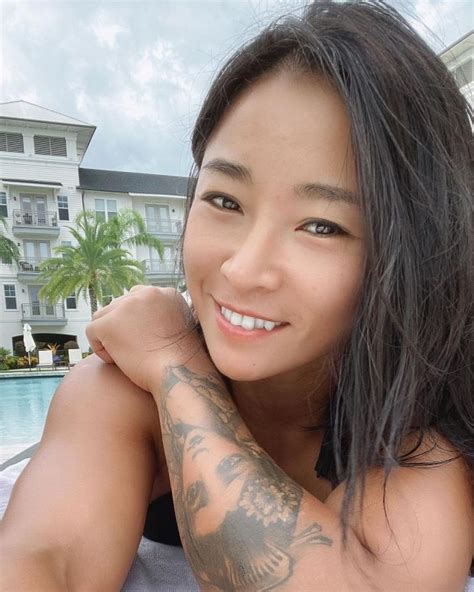 Wwes First Chinese Female Star Xia Li Wows Fans In Bikini On Instagram