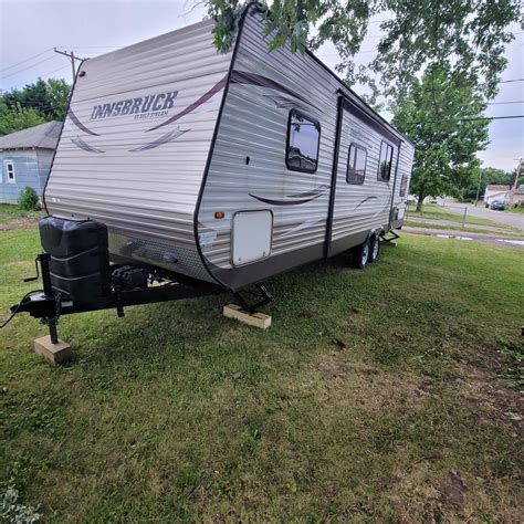 31.0 Innsbruck 277DDS Travel Trailer RV Rental near Springfield, OH