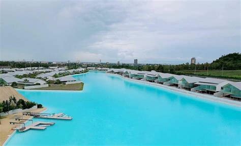 12 Worlds Biggest Swimming Pools Wow Travel