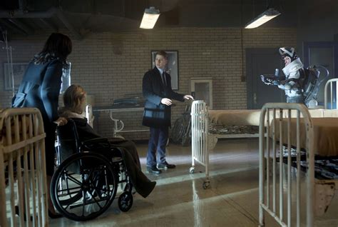 Gotham A Dead Man Feels No Cold Review S2e13 Lyles Movie Files