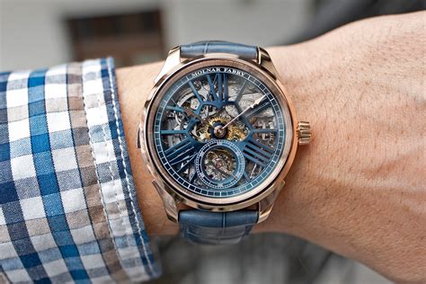 Nightingale: Molnar Fabry's First Minute Repeater - Oracle ...