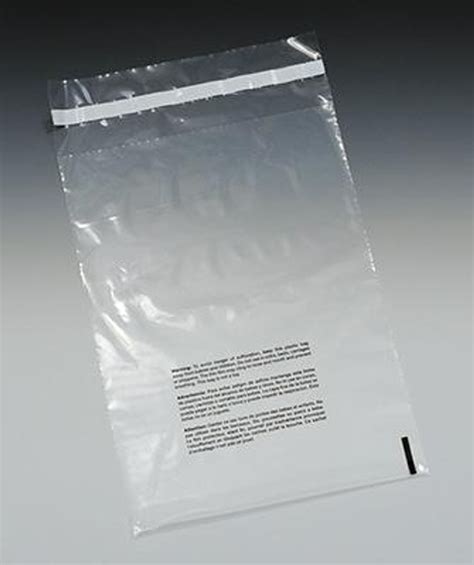 12 X 18 15 Mil Resealable Poly Bags With Vent Hole And Suffocation