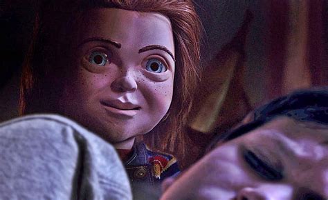 Luego de unos minutos, vuelve junto al muñeco y di: Regresa Chucky, el 'muñeco diabólico' - Desde mi sofá