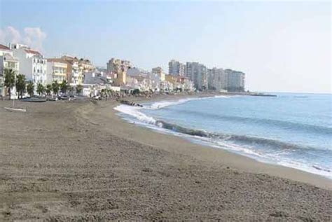 Avenida comandante garcia morato, 1. Caleta de Vélez