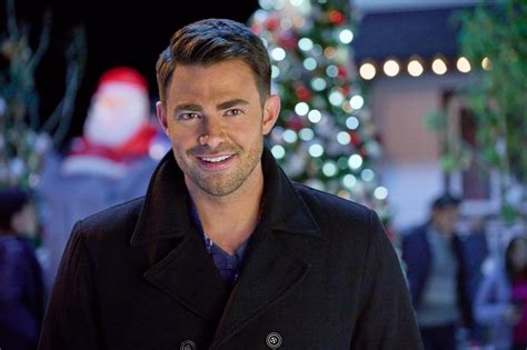 Jonathan Bennett On Hallmarks Gay Christmas Movie The Holiday Sitter