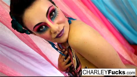 Schönes Babe Charley Chase Beim Erotischen Tanz In Solo Porndoe