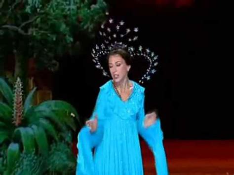 The queen of the night. Mozart- Magic Flute. "Queen of the Night Aria" - YouTube