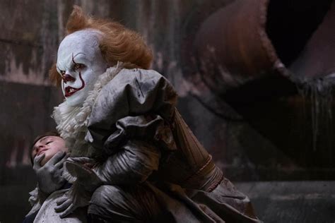 Pennywise From It Horror Movies Photo Fanpop