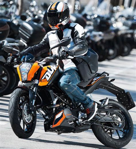 Based on our research, we've narrowed down the list to models from laegendary, maxtronic, kidz tech, jada toys, and rastar. KTM RC 200 to be launched in India for Rs 1.16 lakh ...