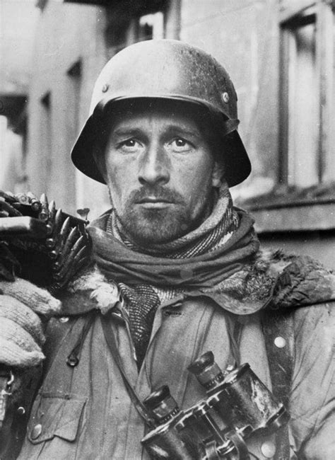 A Machine Gunner Of The 2nd Ss Panzer Corps In Occupied Kharkov March