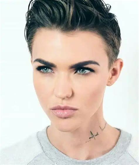 Pin By PRITYBRAUN On The Incomparable Ruby Rose Ruby Rose Hair Ruby