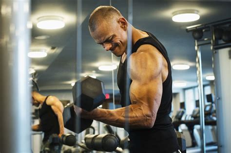 Wiczenia Na Biceps Szybko Go Rozbuduj Jak Robi Wiczenia Na Biceps Fitness