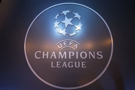 uefa president aleksander ceferin considers the possibility of hosting champions league final in