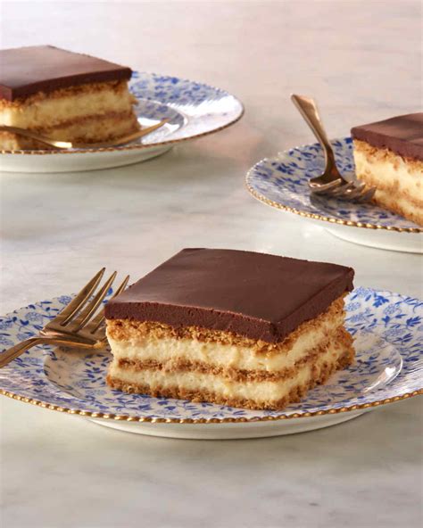 Posted on may 4, 2019may 3, 2019 by terina. Chocolate Eclair Cake