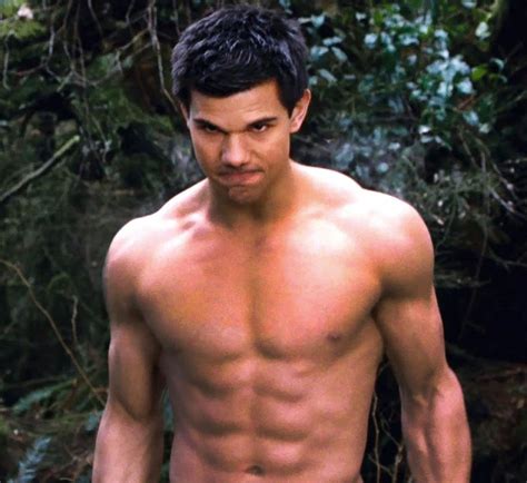 Happy Birthday Taylor Lautner See His Sexiest Shirtless Moments In The