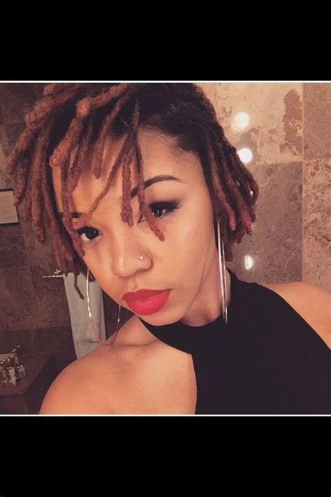 The shade of this hairstyle ranges from dark chocolate brown to light peanut. Short colored locs | Locs hairstyles, Short locs ...