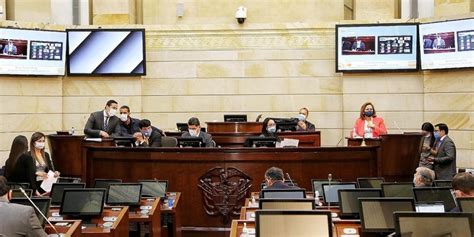 (cnn español) — después de más de doce horas de debate, el senado de colombia aprobó el miércoles la polémica reforma tributaria propuesta por el presidente ivan duque. Senado aprueba Presupuesto General de la Nación para 2021 ...