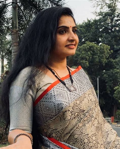 Pin By Vishnu Sasidharan On Sujitha In 2020 Beauty Full Girl South