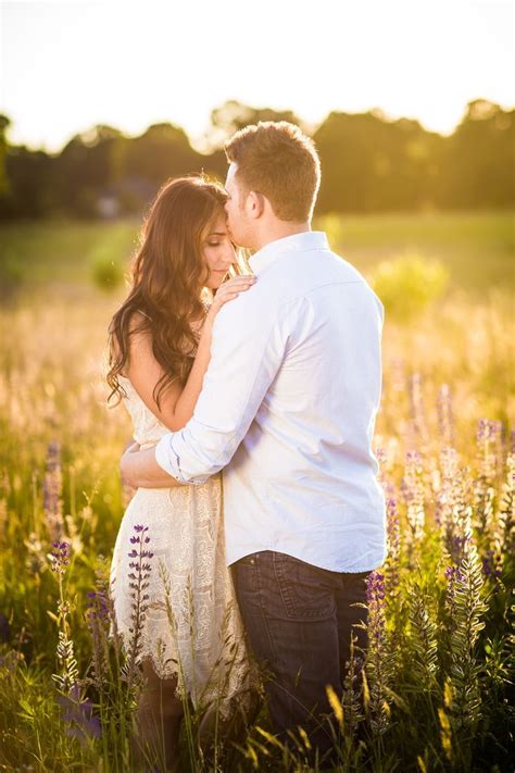 Image Result For Adorable Field Couple Poses Couples Couple Photography Photography