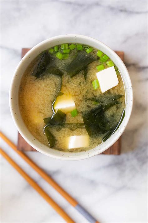 Miso Soup Easy And Authentic Recipe Rasa Malaysia In 2021 Miso