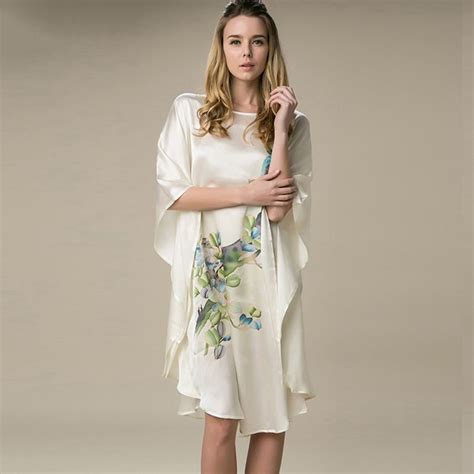 Designer Printed Womens Plus Size Silk Sleepwear Silk Robe Silk Satin