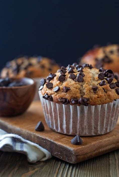 Various brands and products can change the counts. Bakery Style Chocolate Chip Muffins - Cookies for England