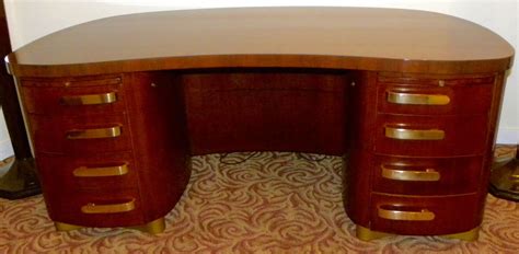 Professional Art Deco Desk By Stow And Davis Pedestal Base