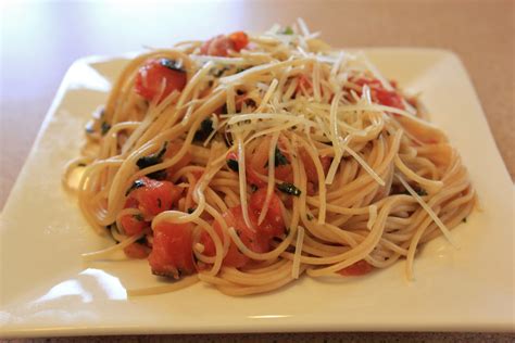 Once the water is at a rolling boil, add the pasta. Fit and Lovin' it: Capellini Pomodoro