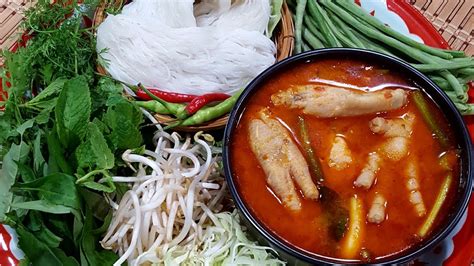 How To Khaopoon Nam Gai Lao Chicken Curry Noodle Soup Youtube