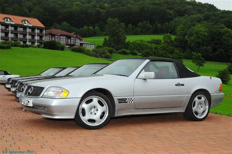 I wanted to know more about both the r129 and the r107 sl models so i bought both volume 1 and volume 2. Mille Miglia 1 : Mercedes SL R129 300 SL-24 von saharaman ...