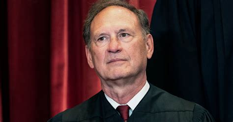 Justice Alito Rejects Calls For Recusal After Interviews In Wall Street