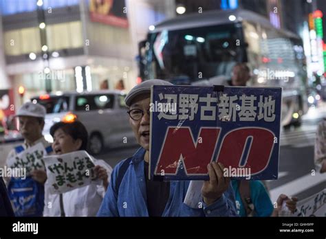 Tokyo Tokyo Japan 28th Sep 2016 Protestor Has A Sign Reads No