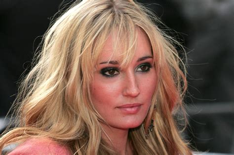 Who Is Ruby Stewart Singer Model And Daughter Of Rod Stewart Here’s What We Know The