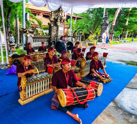 Group Playing Traditional Balinese Musical Instruments Bali Indonezia