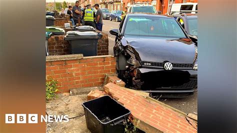 Luton Crash Man Arrested After Car Hits Wall Bbc News