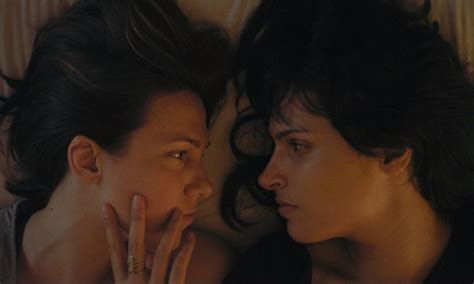 Best Lesbian Movies 15 Top Films About Lesbians Cinemaholic
