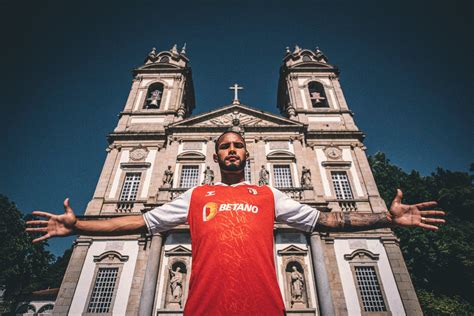 Find sporting braga fixtures, results, top scorers, transfer rumours and player profiles, with exclusive photos and video highlights. Sporting Braga 2020-21 Hummel Home Kit | 20/21 Kits ...