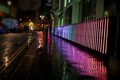 무료 이미지 빛 도로 거리 밤 골목 도시 풍경 저녁 반사 색깔 어둠 조명 하부 구조 도시 지역