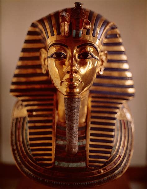 Tutankhamun Death Mask Photograph By Brian Brake